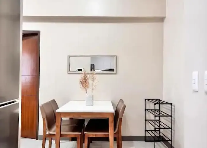 1 Bedroom Unit With Free Pool Access Near Mactan International Airport *